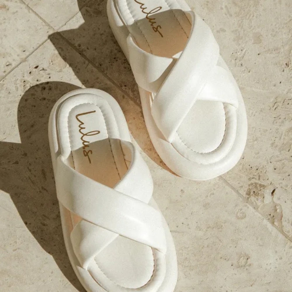 Lulu's White Cross-Strap Sandals
